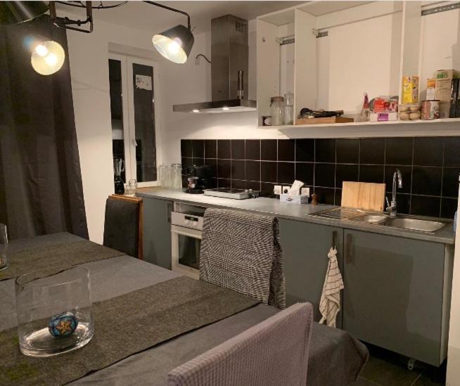 Agreable Logement A Vierzon Centre Екстериор снимка